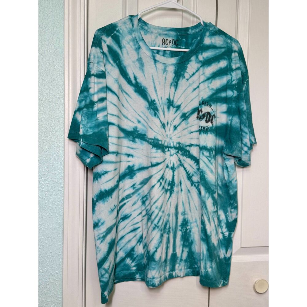 AC/DC High Voltage Concert 76 European Tour Tee tie dye graphic Green & White XL